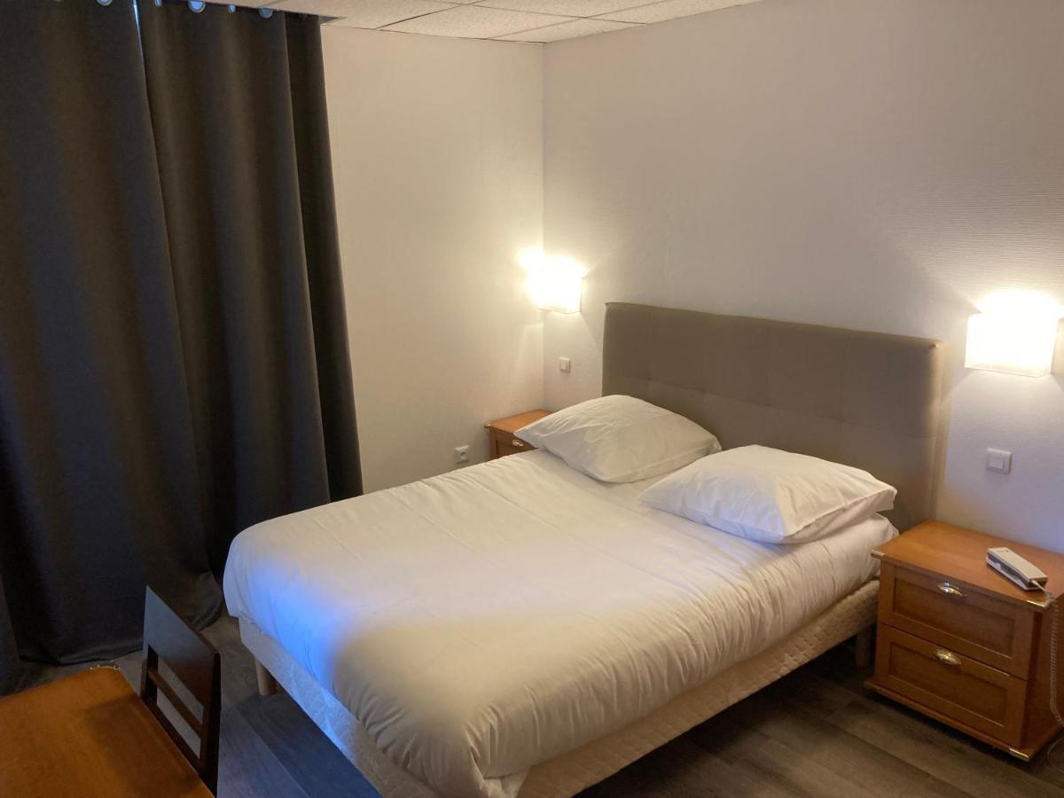 Aigle D'Or Hotell Thiers Eksteriør bilde